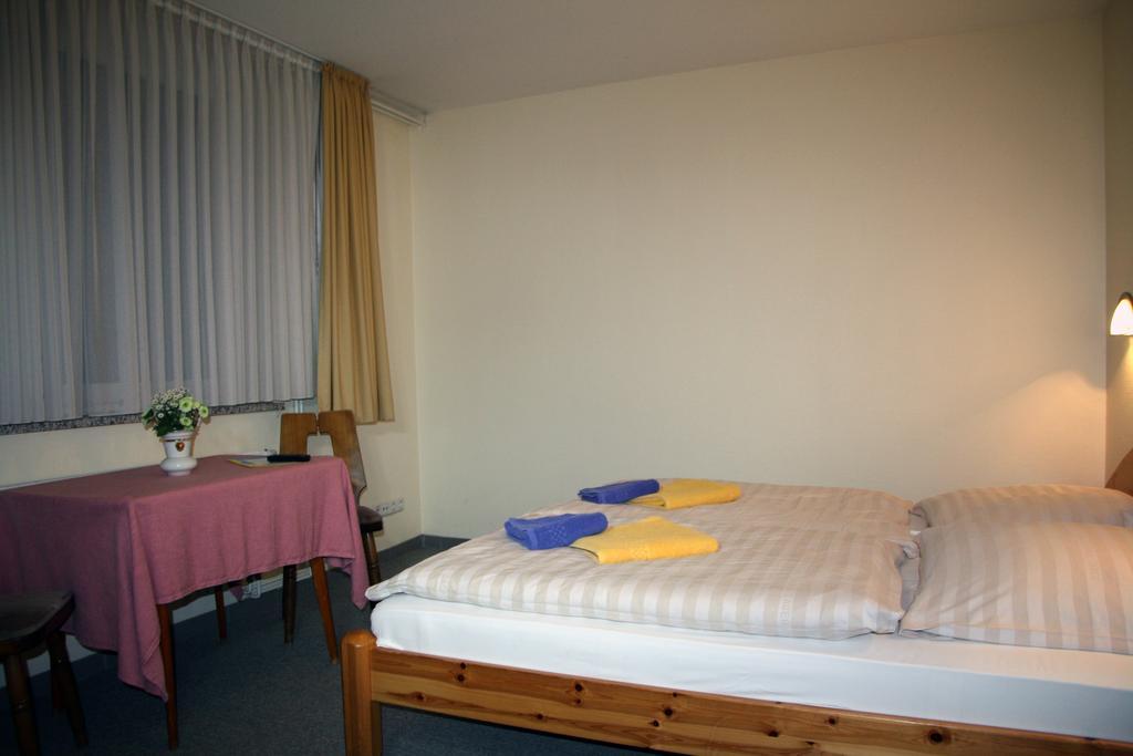 Hotel Gremersdorf - Zum Gruenen Jaeger Pokoj fotografie