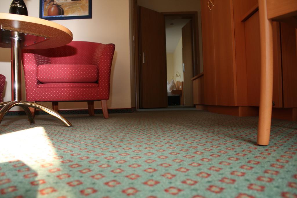 Hotel Gremersdorf - Zum Gruenen Jaeger Exteriér fotografie