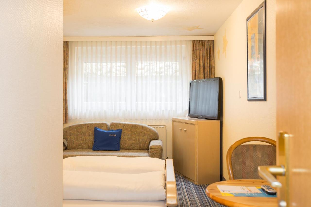 Hotel Gremersdorf - Zum Gruenen Jaeger Exteriér fotografie