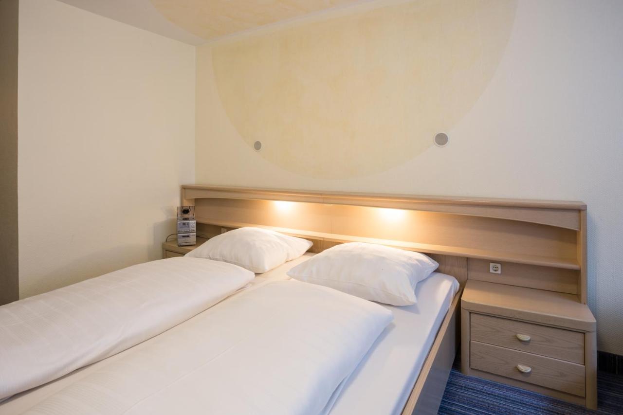 Hotel Gremersdorf - Zum Gruenen Jaeger Exteriér fotografie